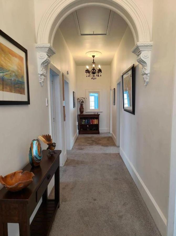 Beautiful Villa Near Everything! Christchurch Luaran gambar